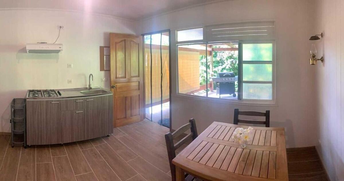 Tiputa Moana Breeze Rangiroa - Rental Car Included - Air Conditioning - Wi-Fi الغرفة الصورة